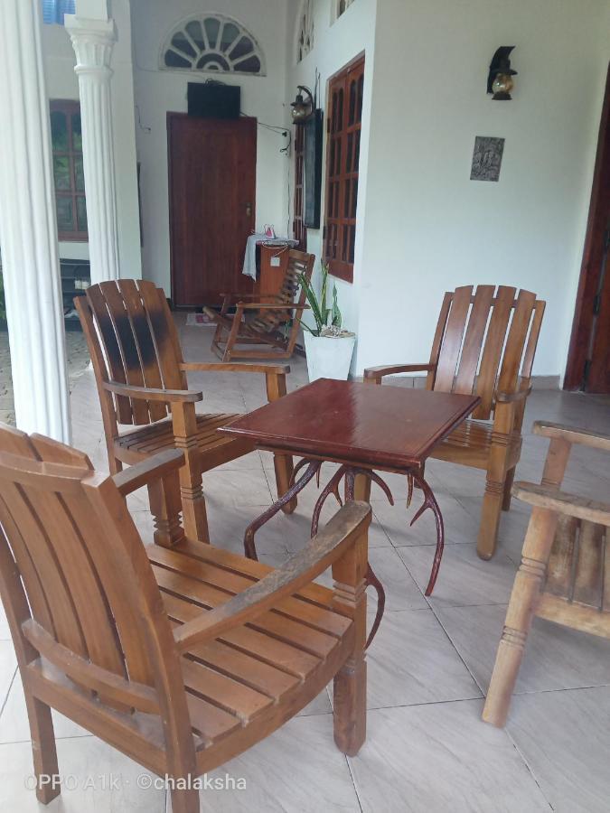 Sidhangana Home Stay Anuradhapura Buitenkant foto